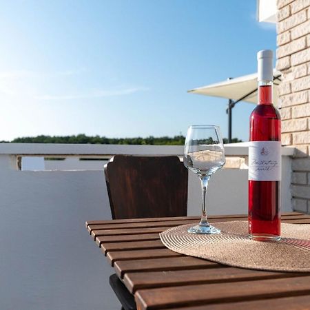 Apartment Eros Sisan Ngoại thất bức ảnh