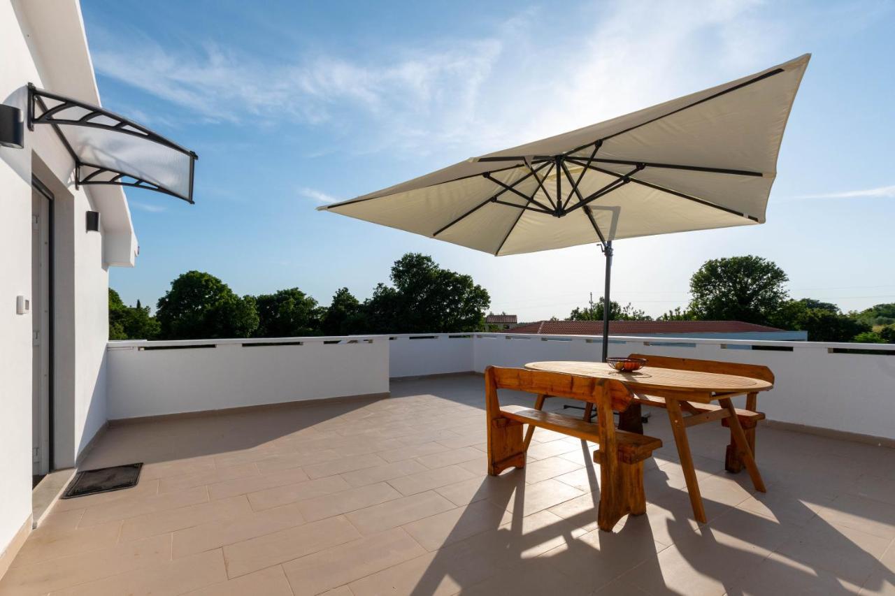 Apartment Eros Sisan Ngoại thất bức ảnh